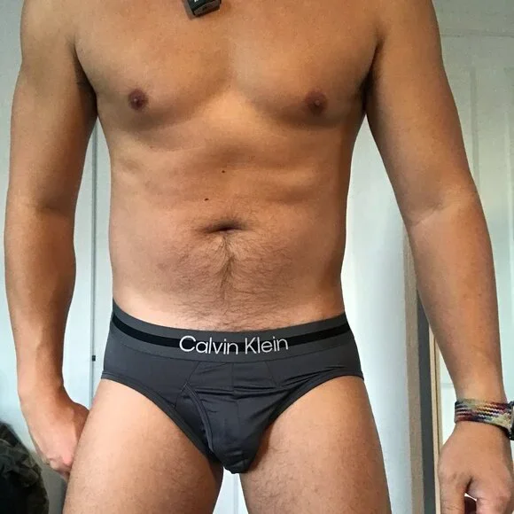 Calvin Klein Briefs - Picture 4 of 4